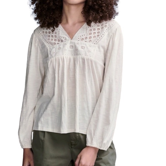 Lucky Brand Tops - Lucky Brand Cutout Peasant Top Size Large Whisper White